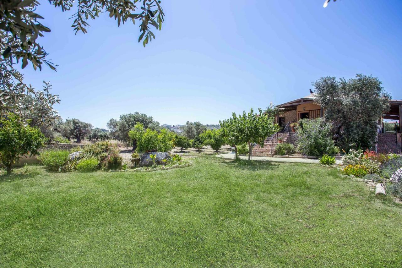 Sunny Countryside Villa - With Private Pool Faliraki Bagian luar foto
